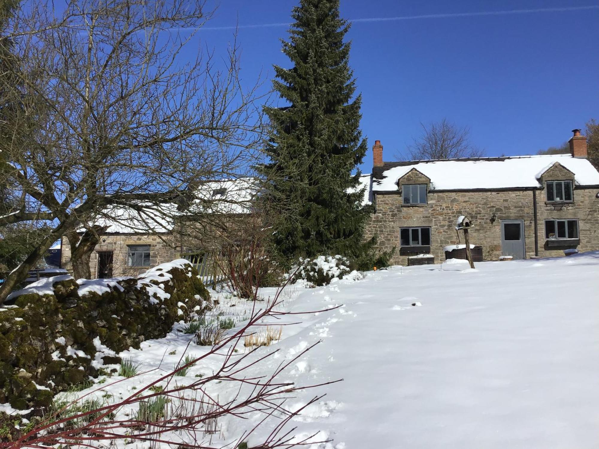 Lee House Farm Holiday Cottage With Possible Use Of Hot Tub Ninety Pounds A Session Waterfall Exterior photo
